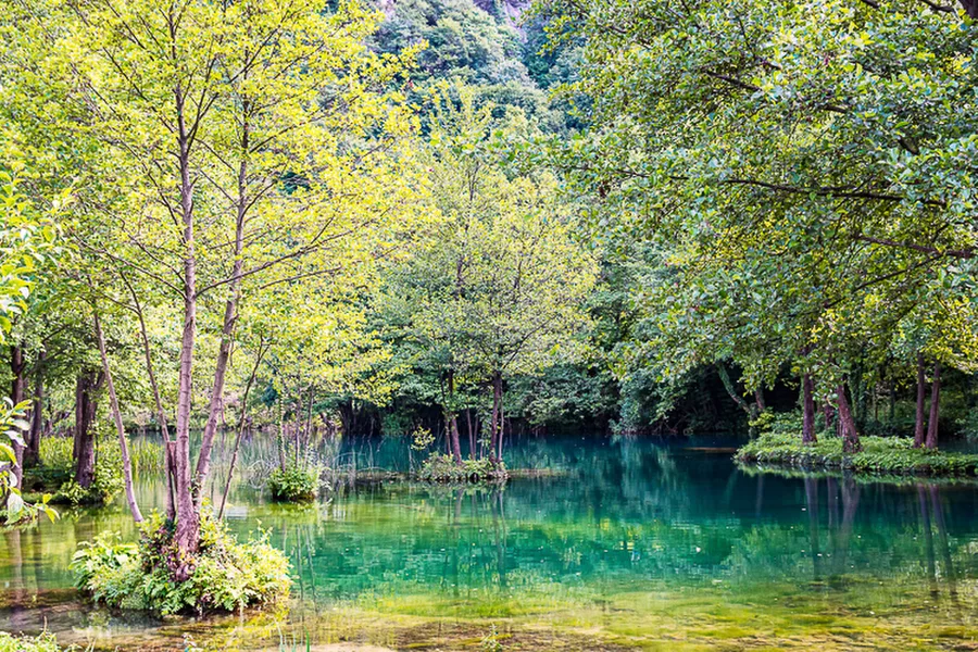 Balkan-2019-07-16-Jajce_122-Konoba-slapovi