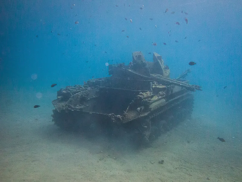 Aqaba - Tank &amp;amp; Seven Sisters