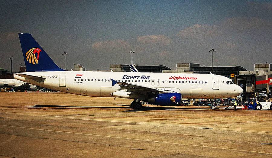 letadla: Egyptair